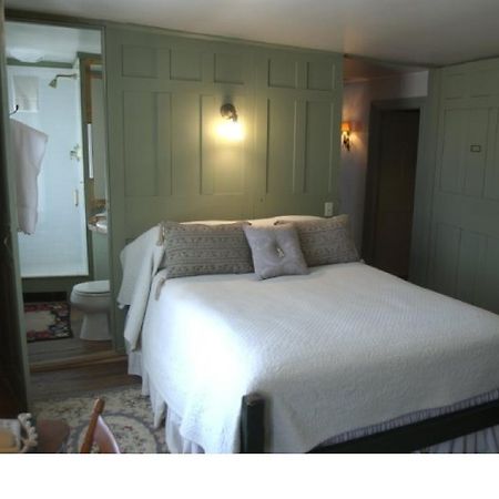 The Old Inn On The Green New Marlborough Экстерьер фото